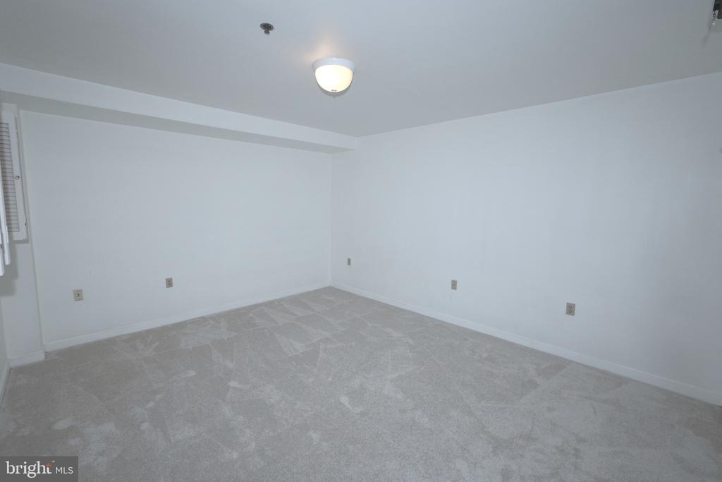 1641 International Drive - Photo 13