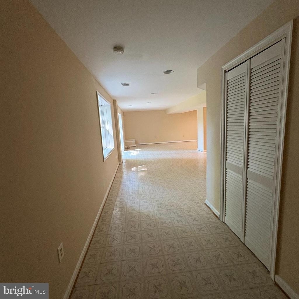 3502 Holly Road - Photo 4
