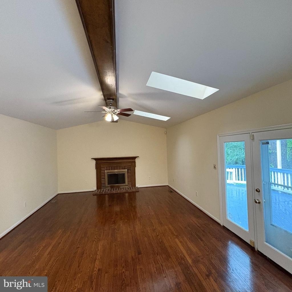 3502 Holly Road - Photo 2