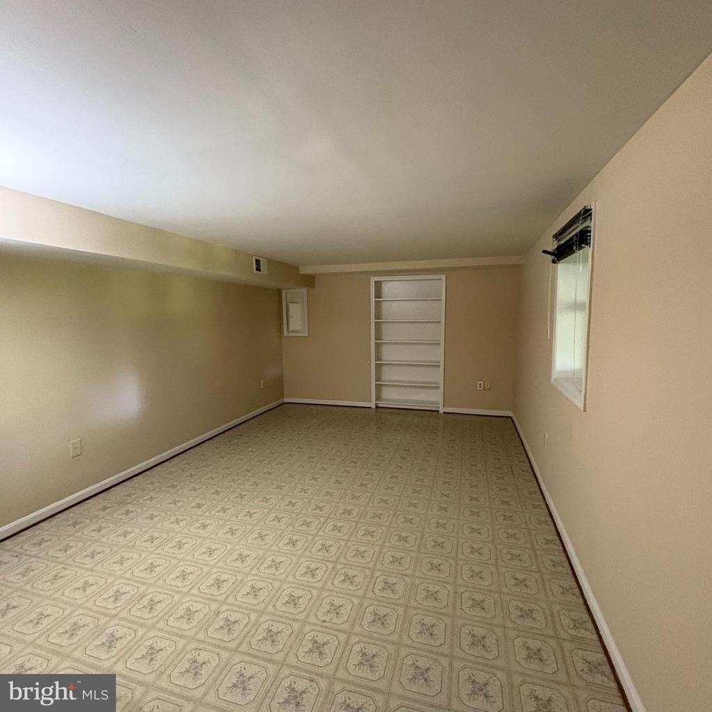 3502 Holly Road - Photo 5