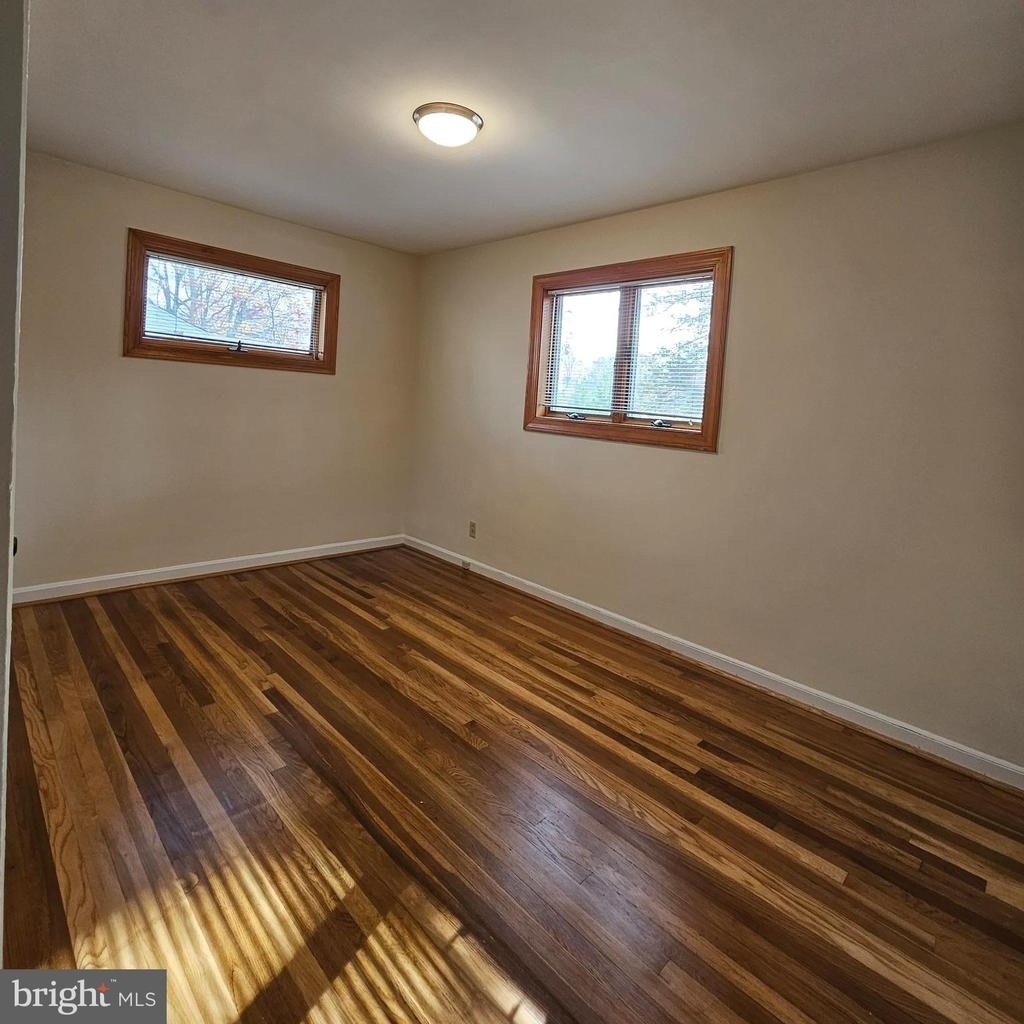 7429 Carol Lane - Photo 15
