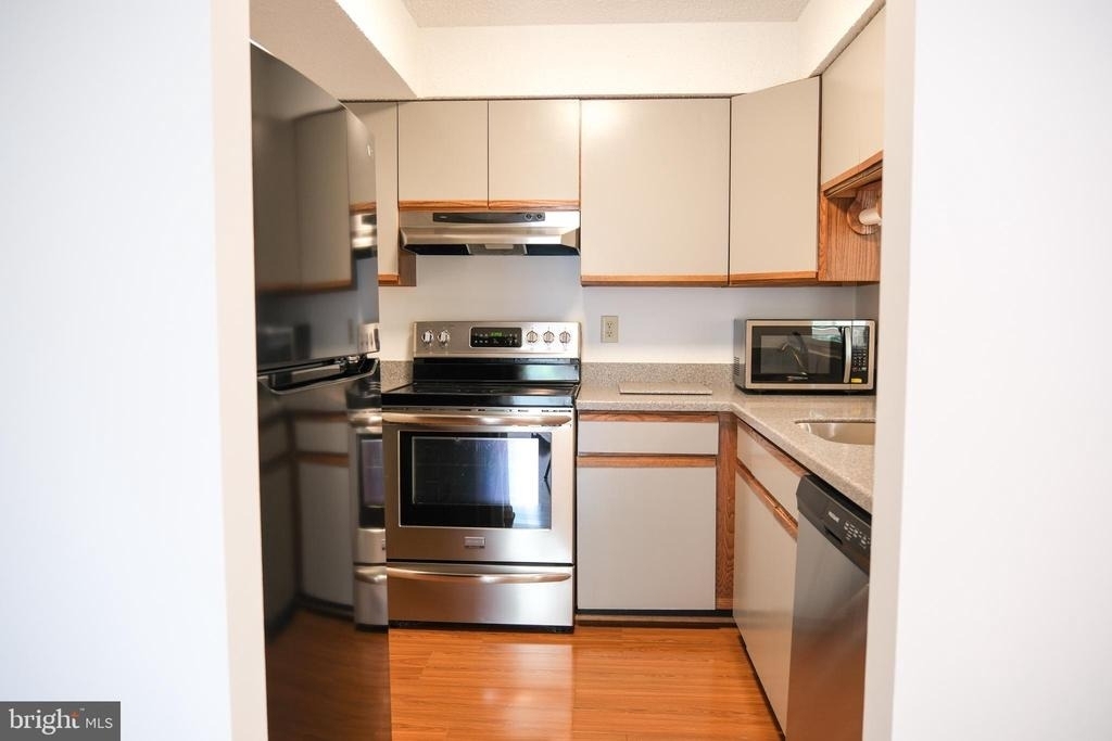 6941 Mary Caroline Circle - Photo 16