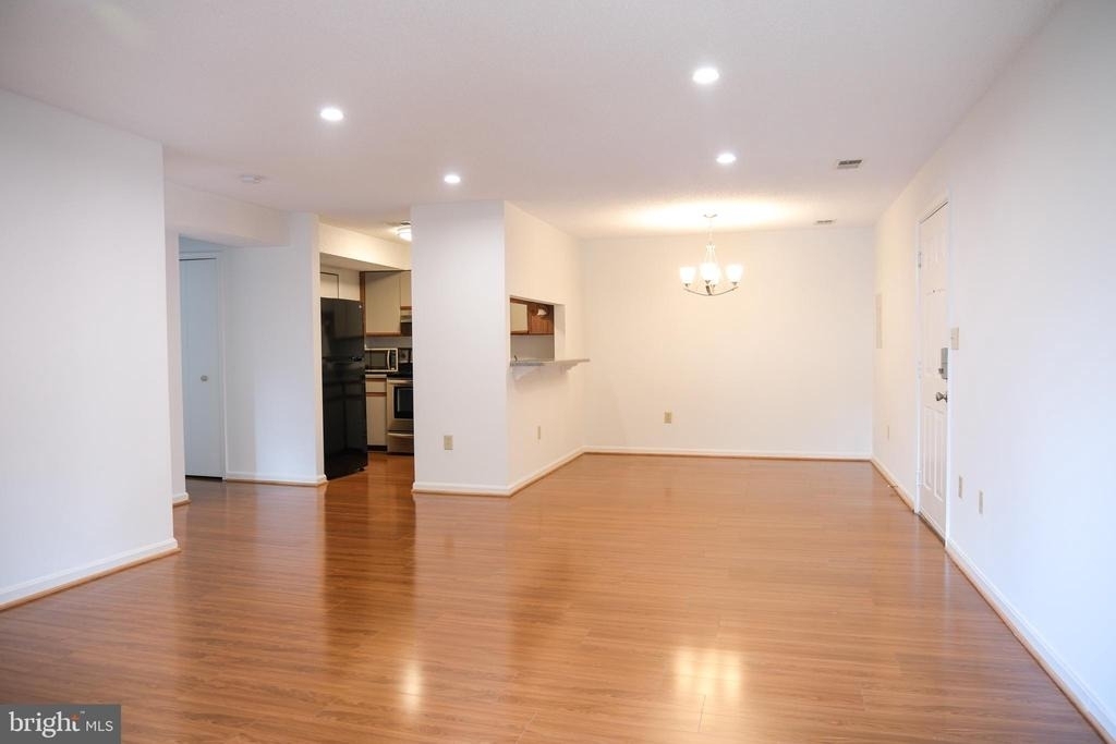 6941 Mary Caroline Circle - Photo 2