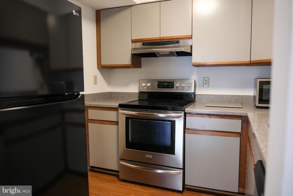 6941 Mary Caroline Circle - Photo 17