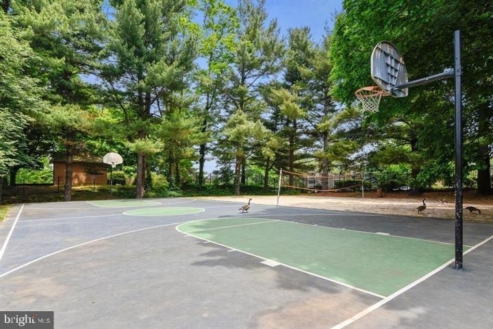 8380 Greensboro Drive - Photo 16