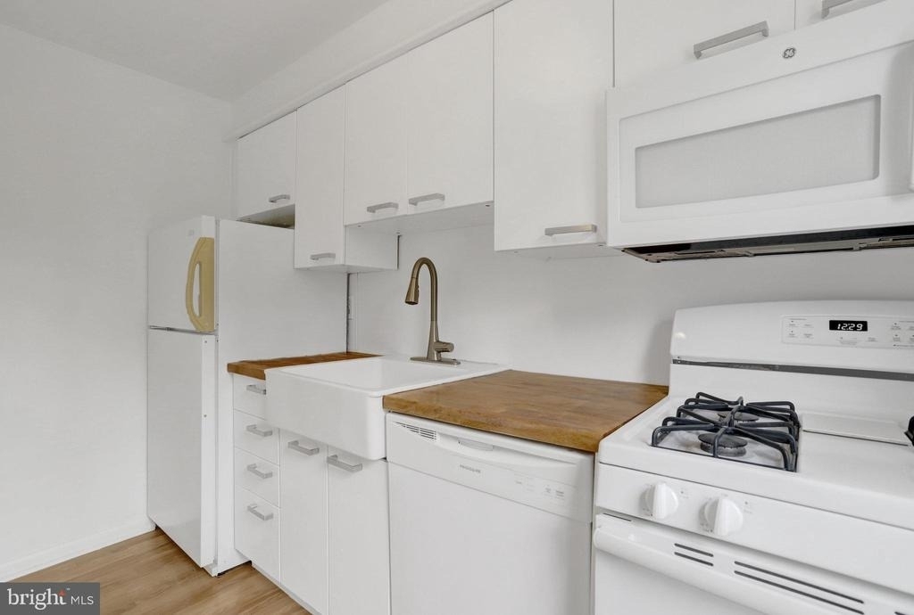 1413 Belle View Boulevard - Photo 3