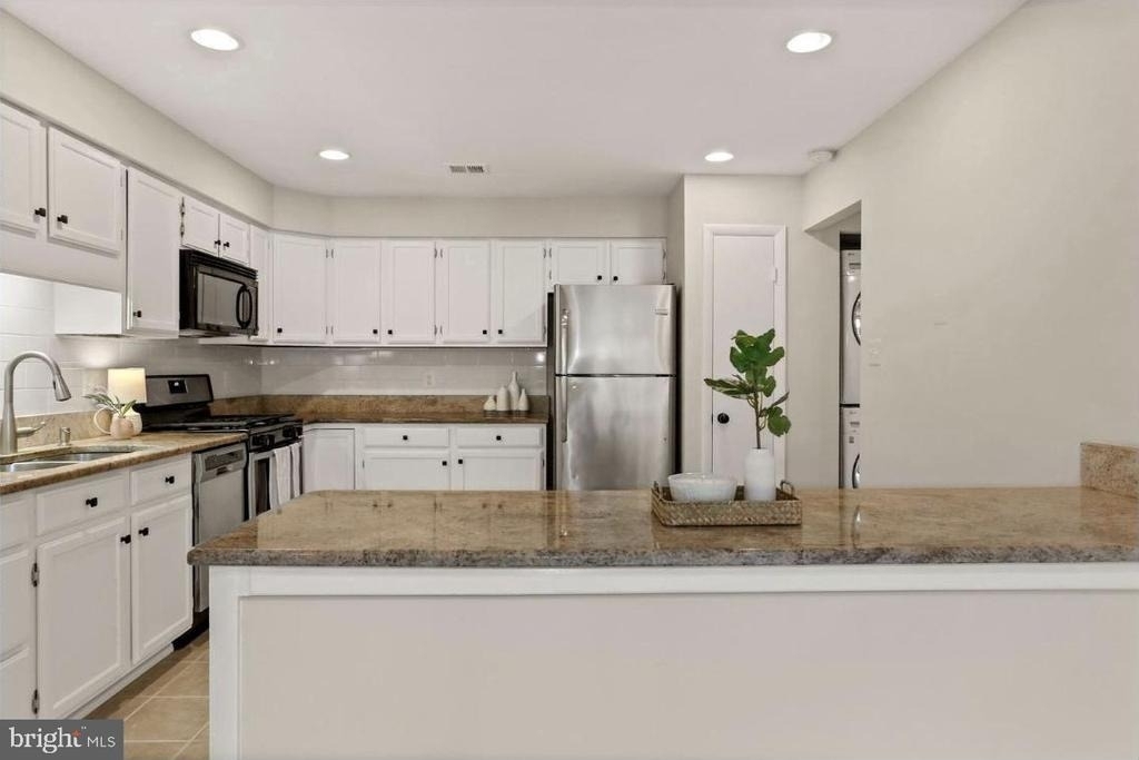 3875 Steppes Court - Photo 4