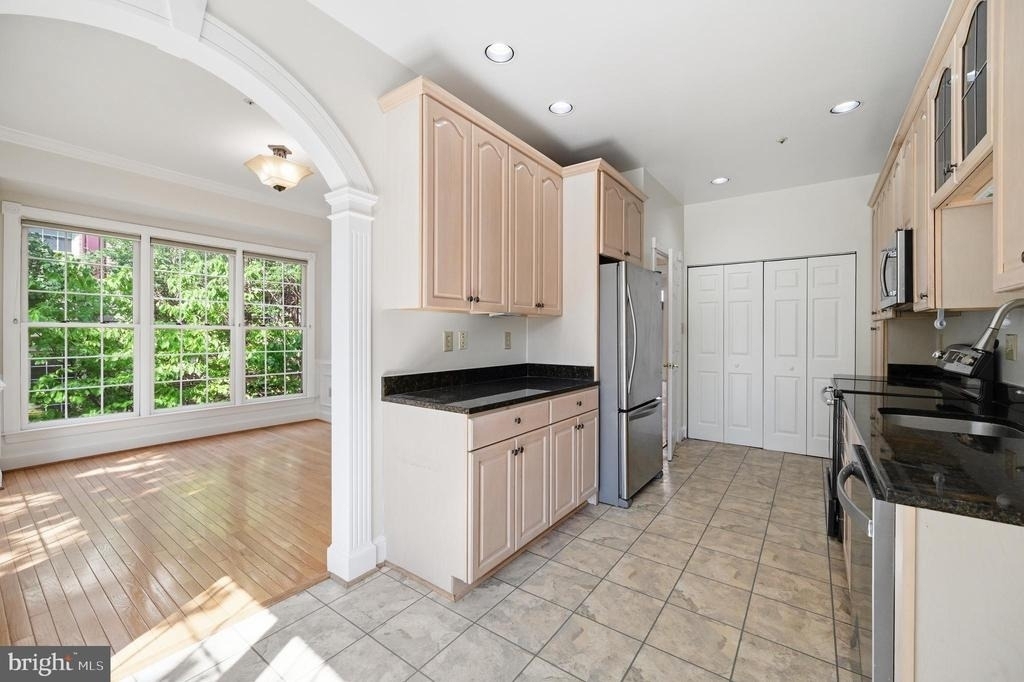 6030 Kelsey Court - Photo 6