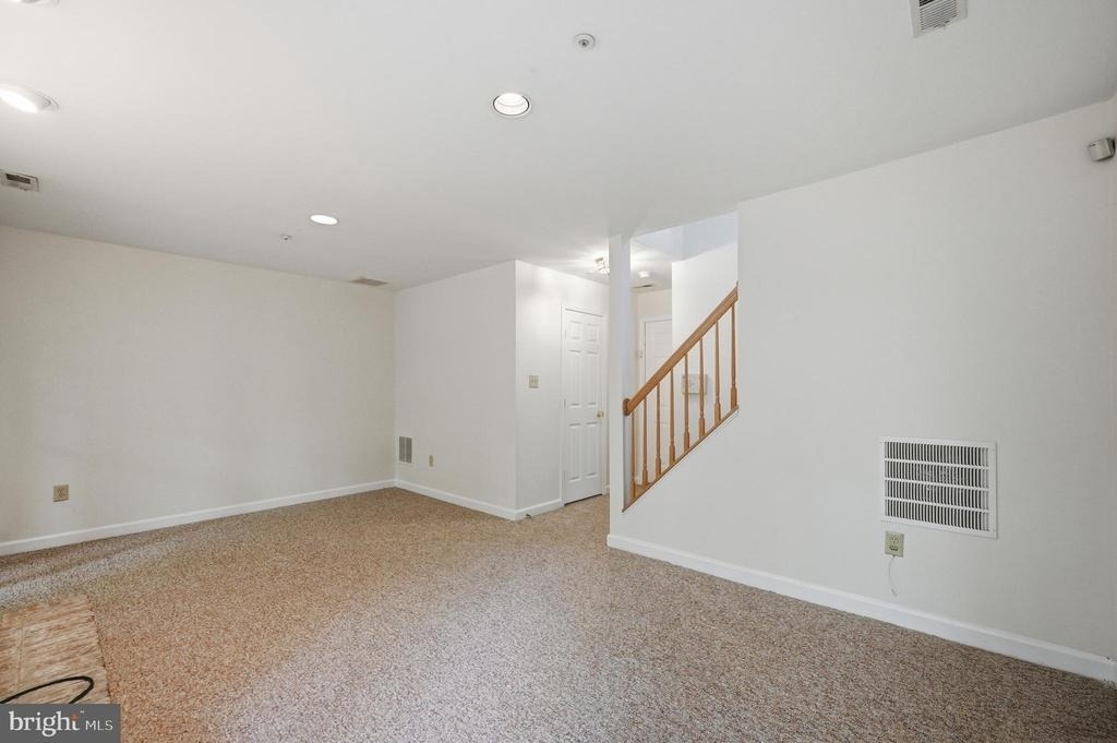6030 Kelsey Court - Photo 15