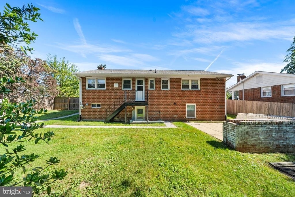 7020 Quander Road - Photo 29