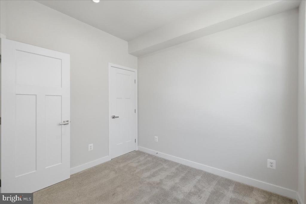 4322 Ellipse Terrace - Photo 8