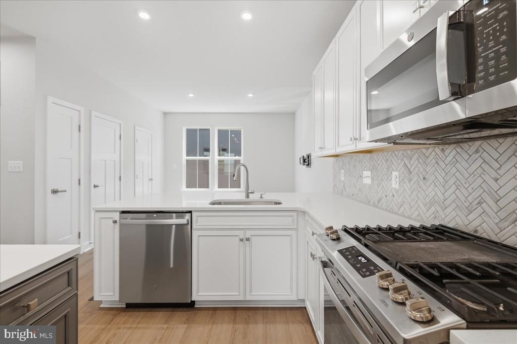 4322 Ellipse Terrace - Photo 17