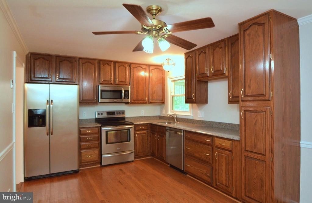 6411 Whippany Way - Photo 4