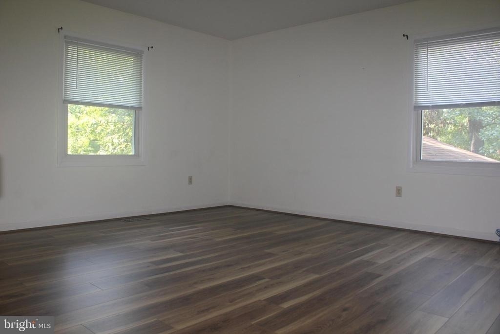 6416 Albemarle Street - Photo 8