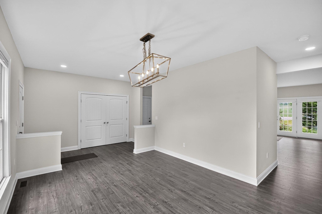 541 S Church Street - Photo 11