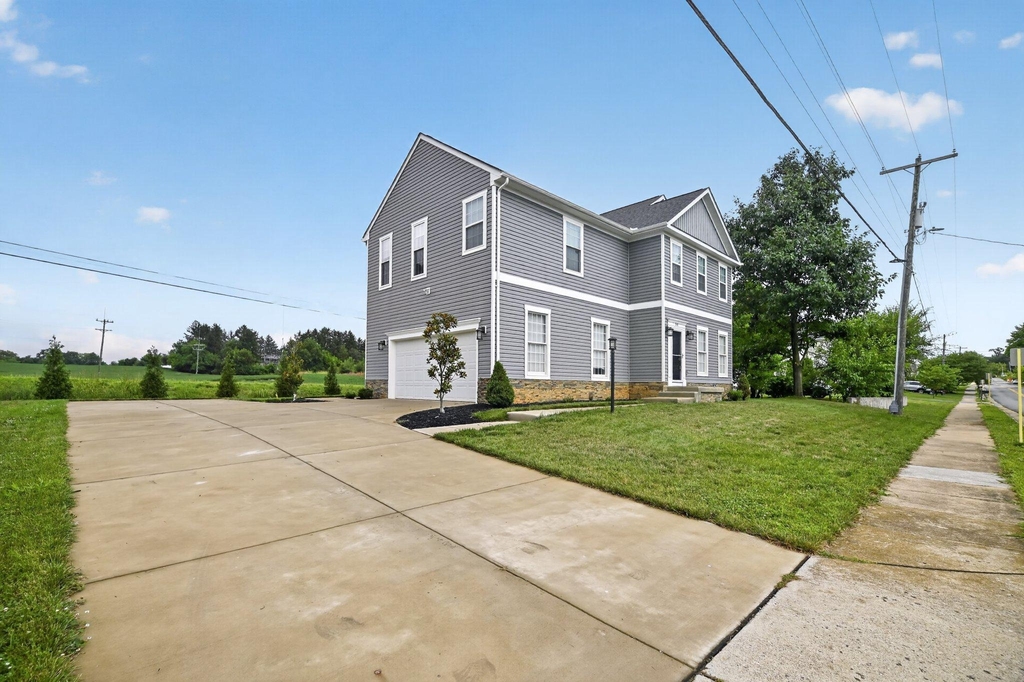 541 S Church Street - Photo 0