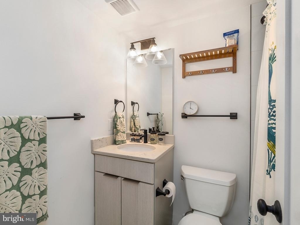 428 N Henry Street - Photo 9