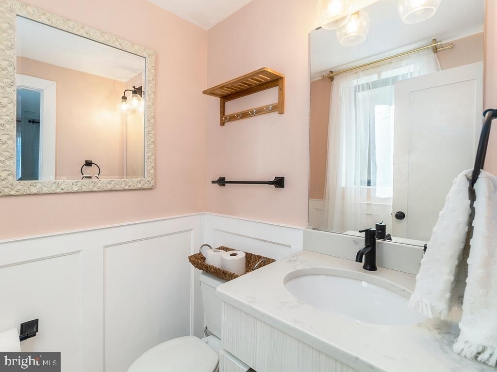 428 N Henry Street - Photo 12