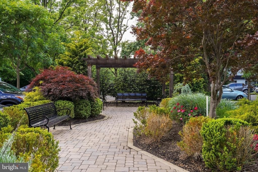 1401 N Oak Street - Photo 23