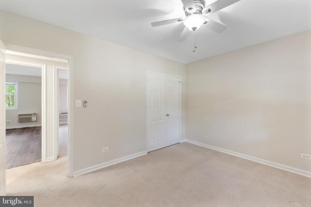4402 N Pershing Drive - Photo 15