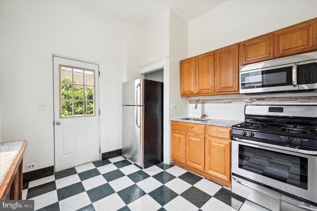 1648 S 13th Street - Photo 7