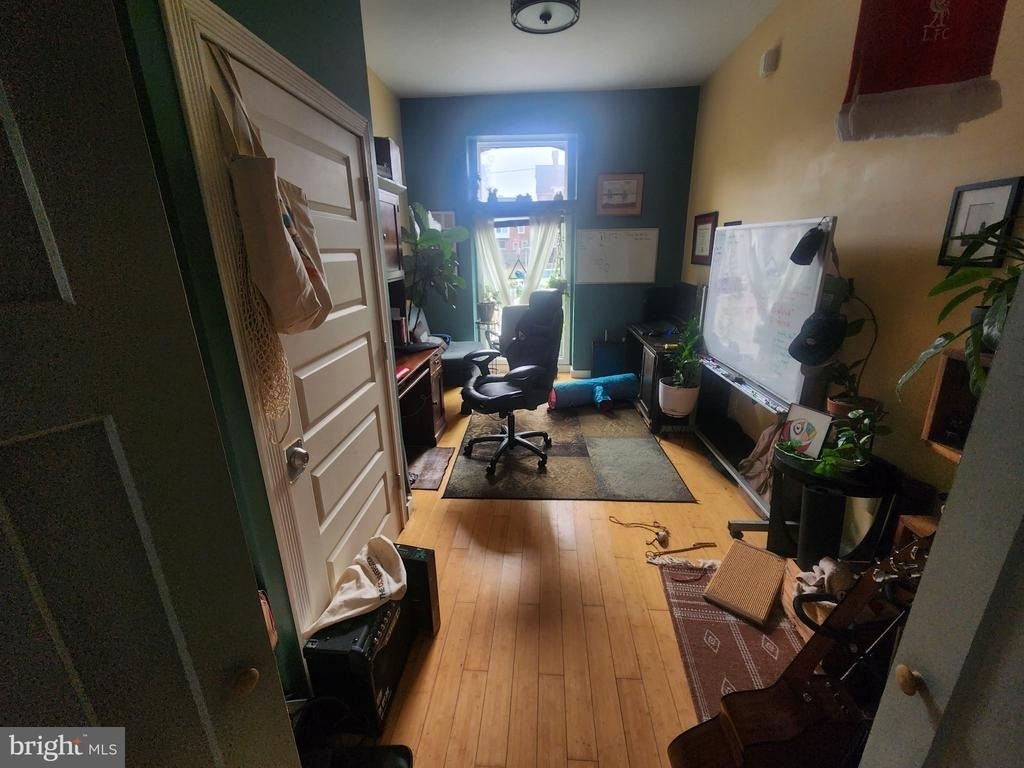 4813 Chester Avenue - Photo 14
