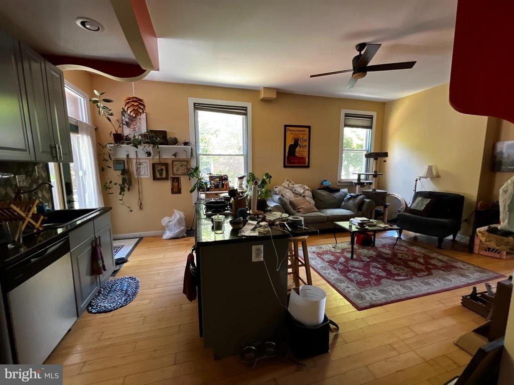 4813 Chester Avenue - Photo 10