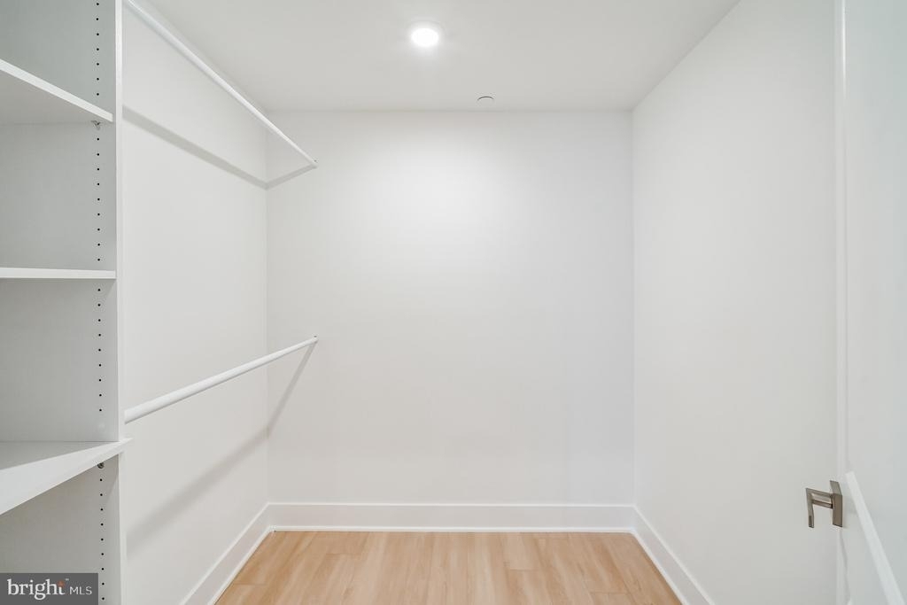 646 N 32nd Street - Photo 5