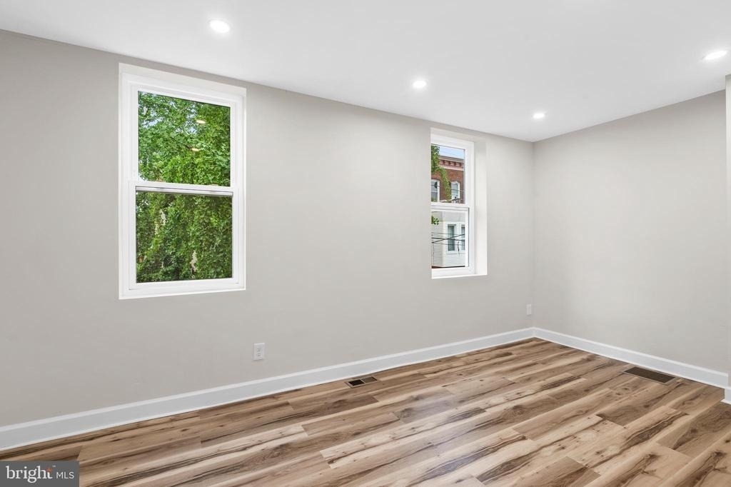 1908 N Croskey Street - Photo 15