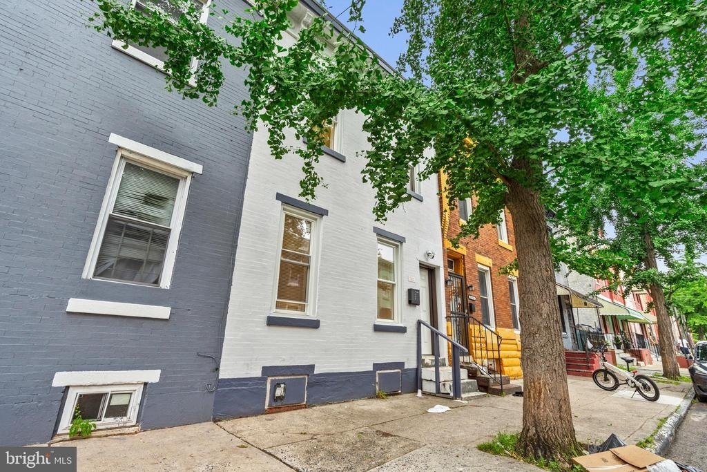 1908 N Croskey Street - Photo 2