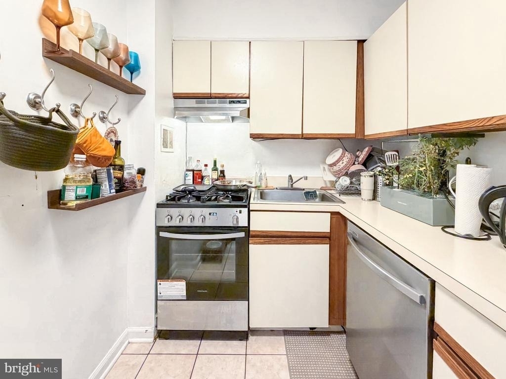 2101 Chestnut Street - Photo 10