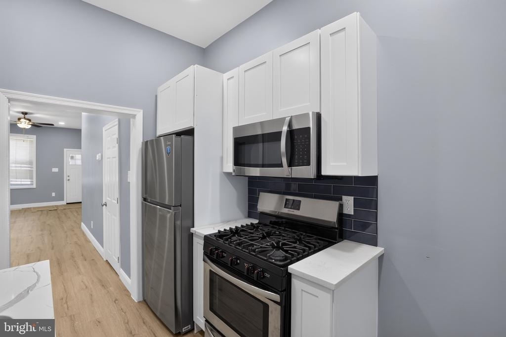 3053 Janney Street - Photo 3