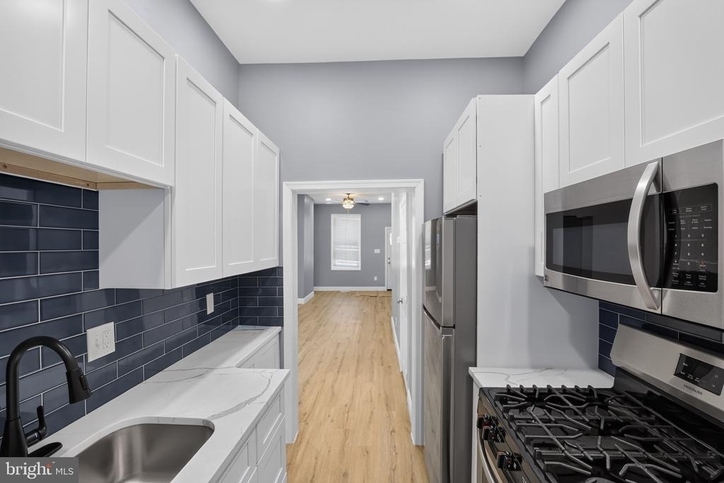 3053 Janney Street - Photo 2