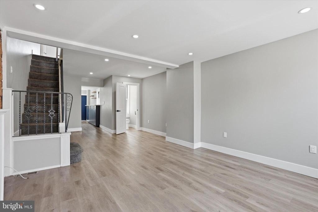 3185 Agate Street - Photo 4