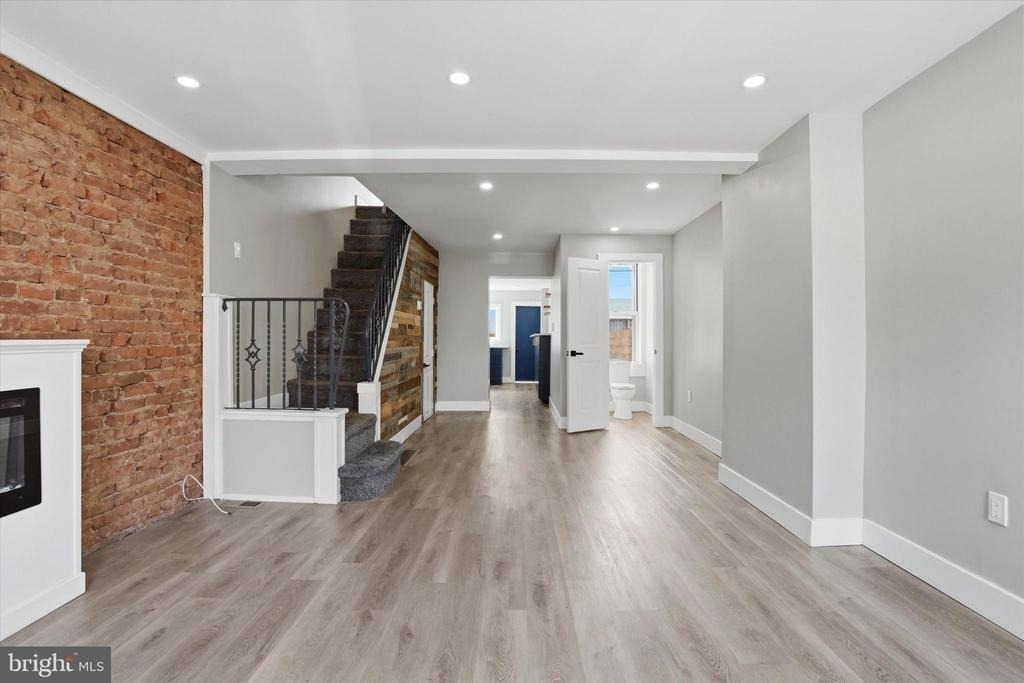 3185 Agate Street - Photo 6