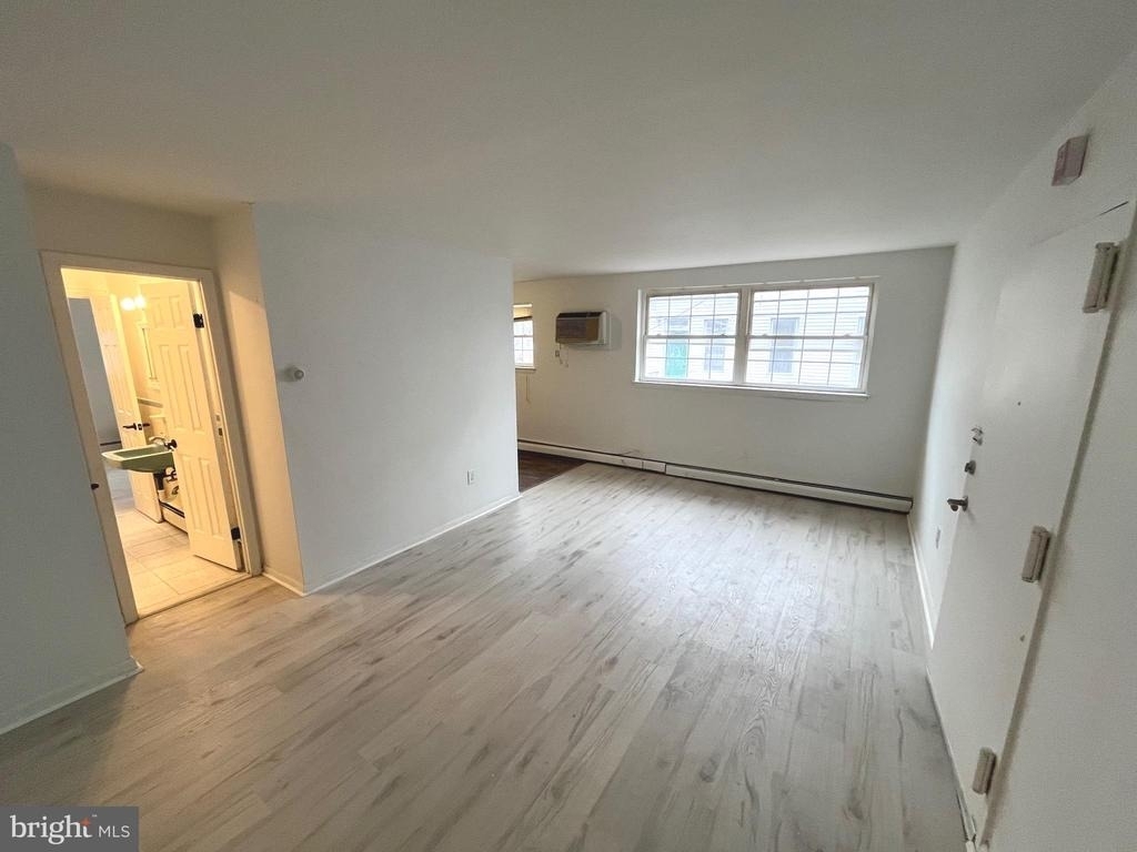 6010 Bingham Street - Photo 4