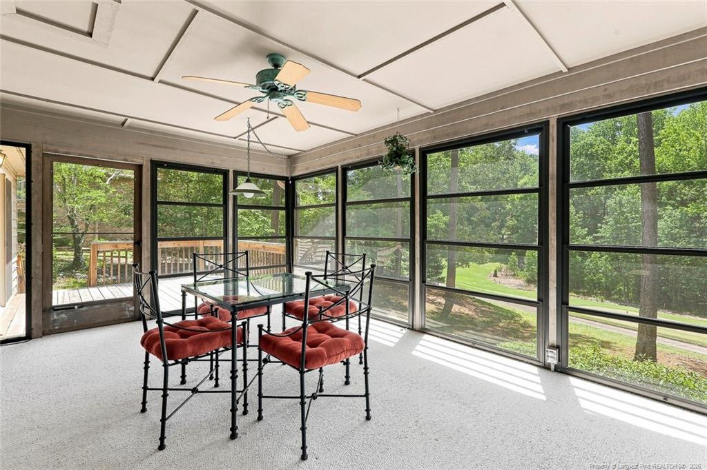 709 Essex Court - Photo 24