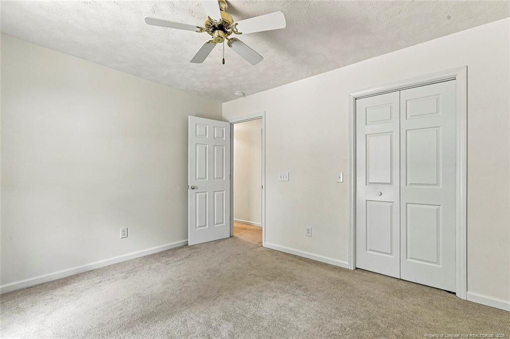709 Essex Court - Photo 21
