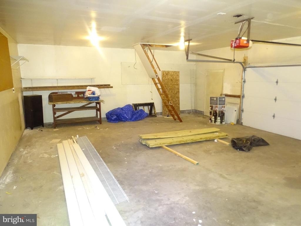 449 Street Road - Photo 32