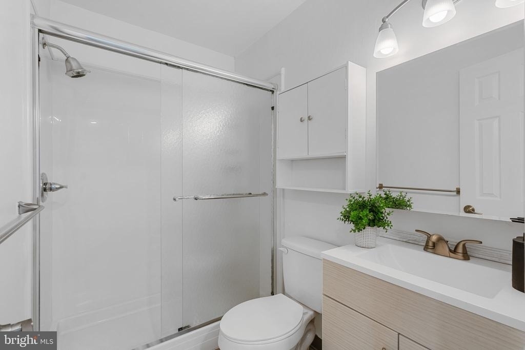 1019 Bancroft Place - Photo 5