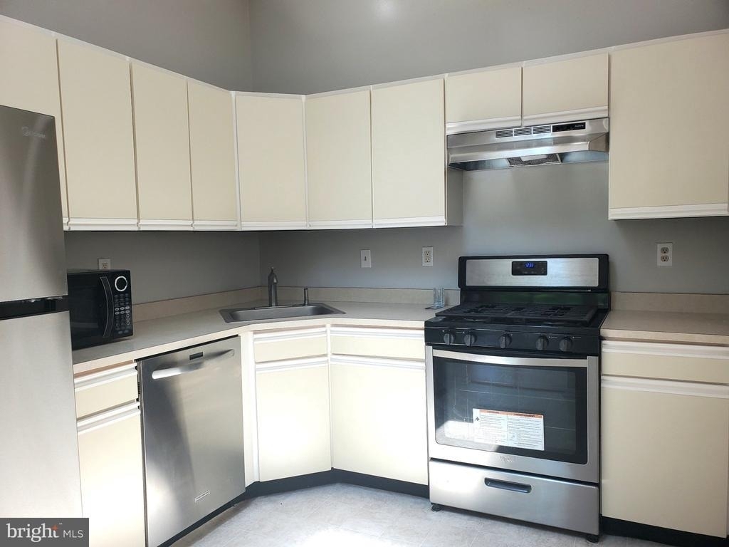 133 Rachel Court - Photo 5