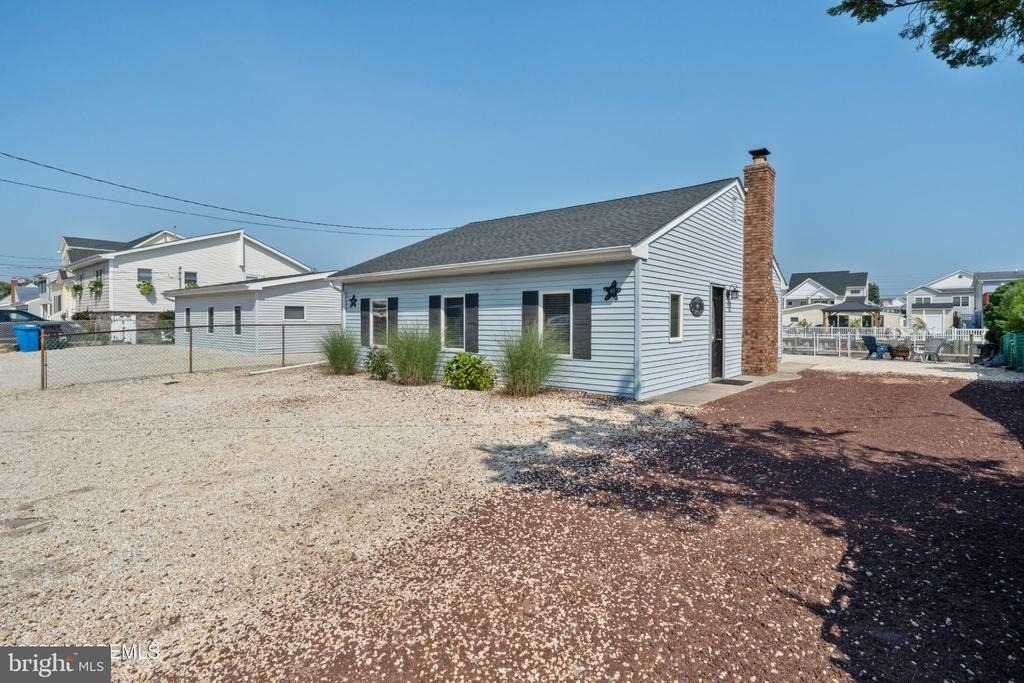 43 Florence Lane - Photo 1