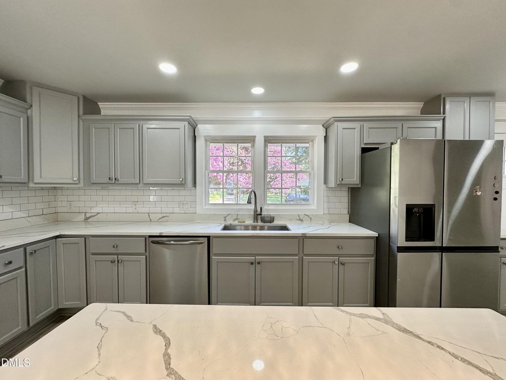 3716 Tulane Drive - Photo 2