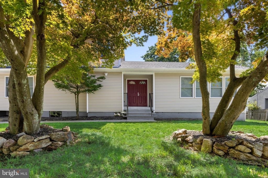 55 Shawnee Ave - Photo 2