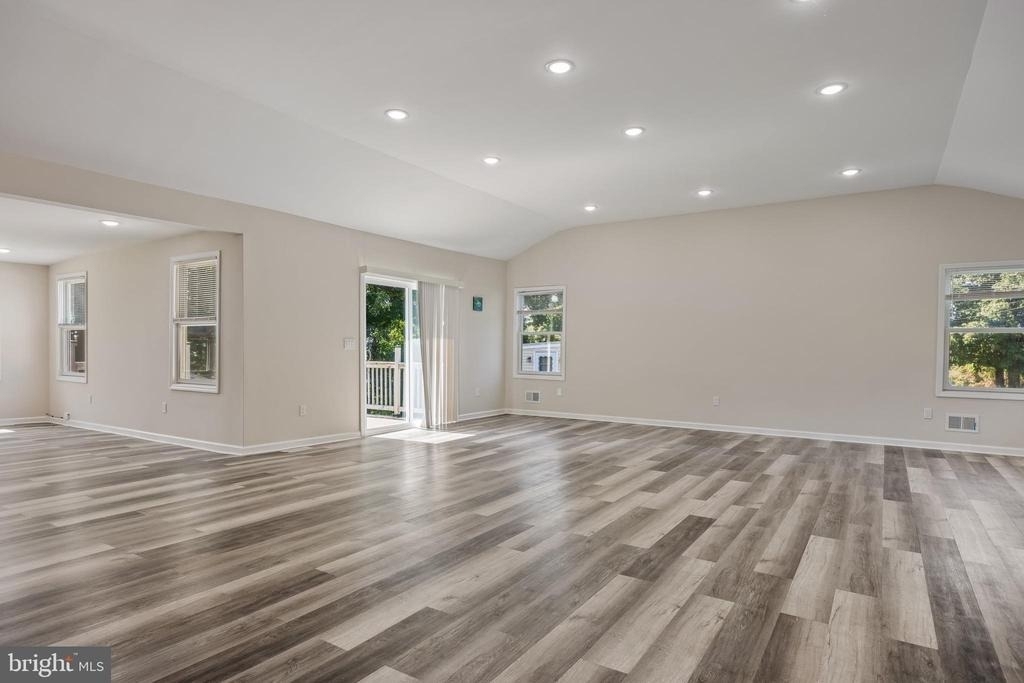55 Shawnee Ave - Photo 6
