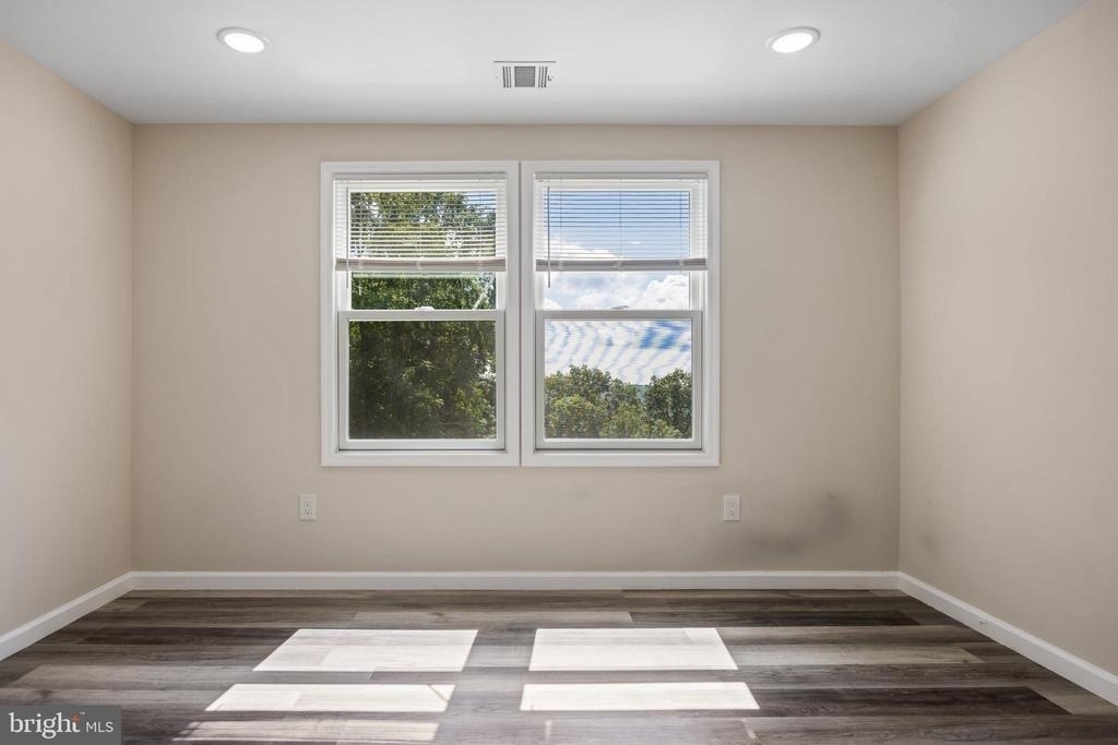 55 Shawnee Ave - Photo 30