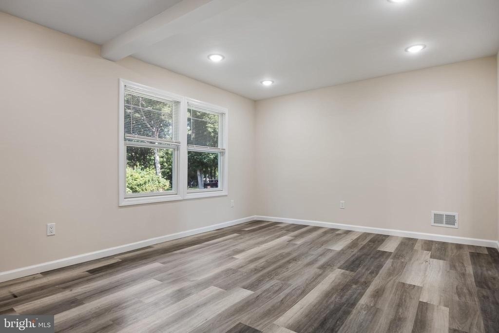 55 Shawnee Ave - Photo 15
