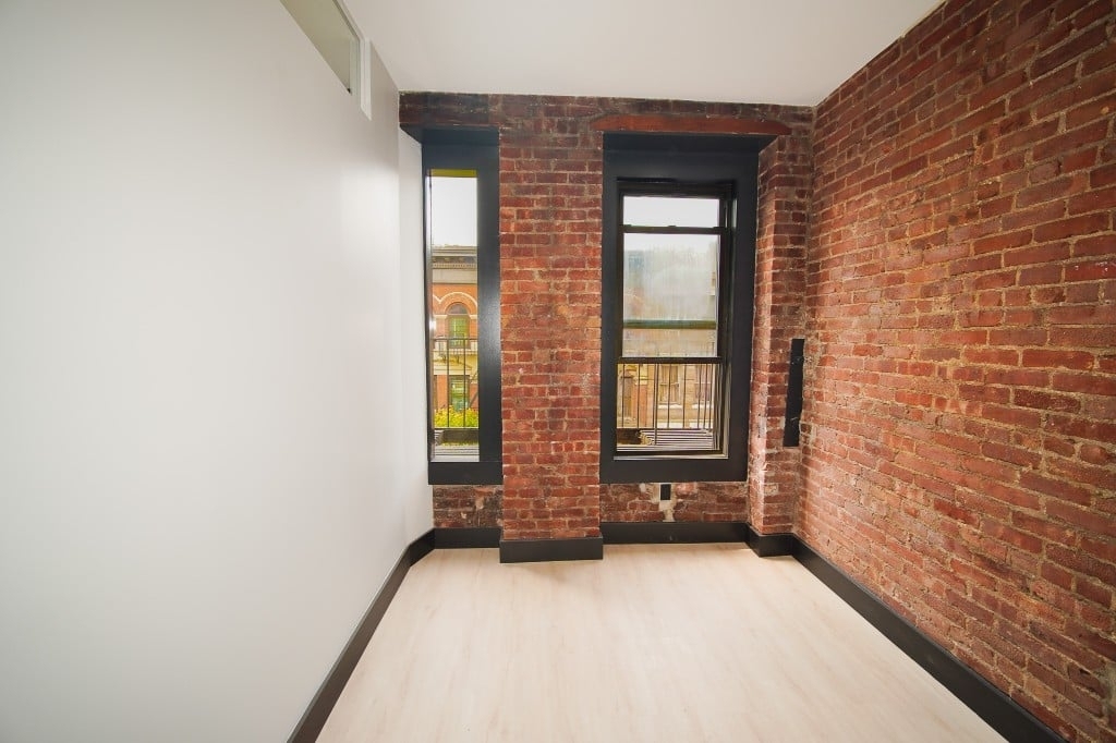 West 103rd Street - Photo 12