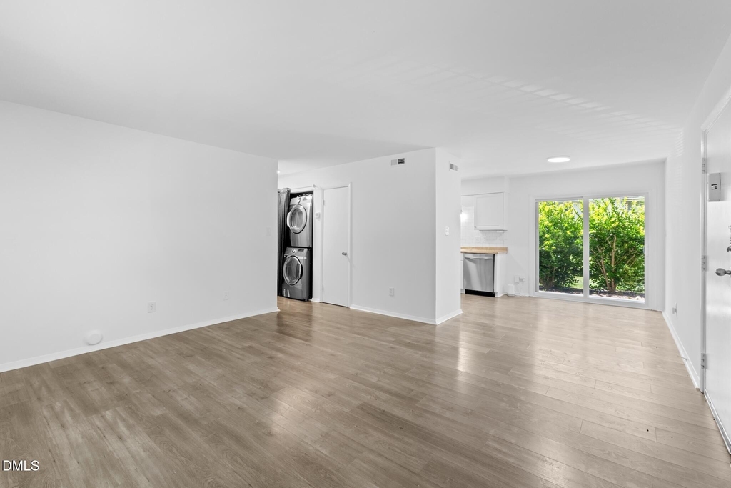 1208 Manassas - Photo 4