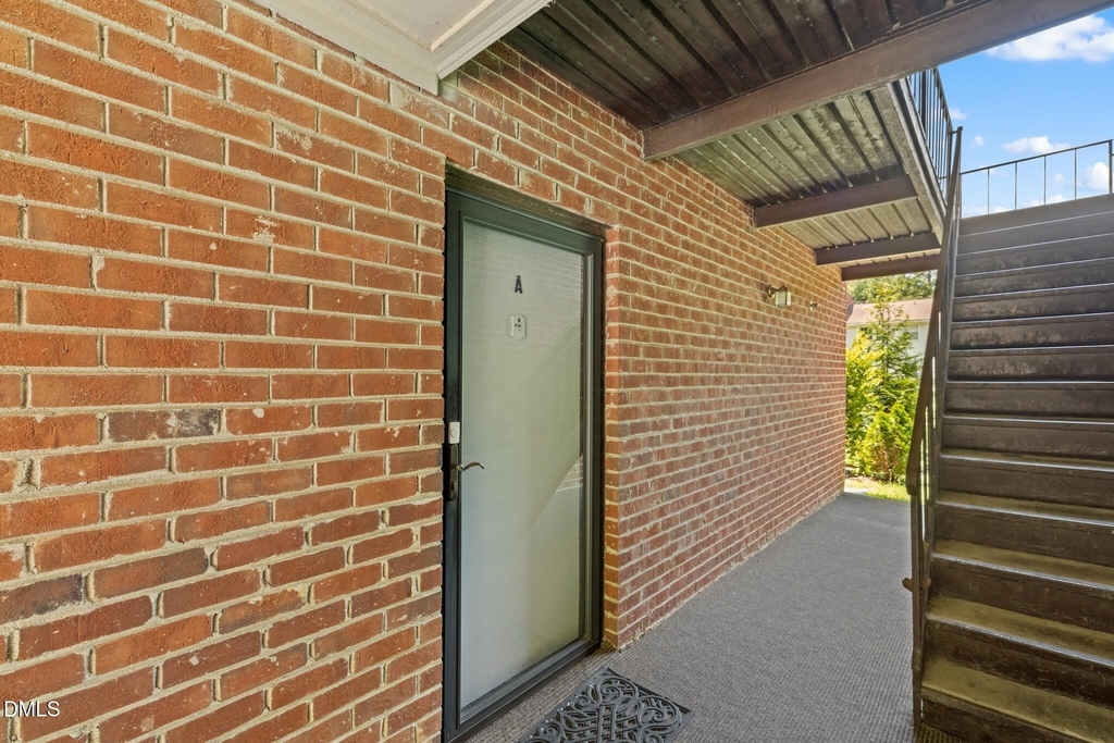 1208 Manassas - Photo 1